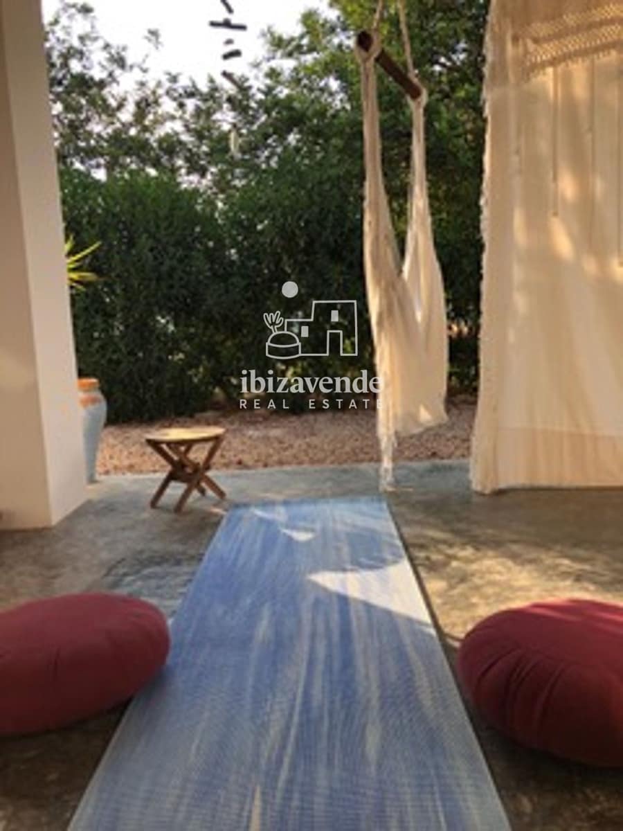 1 bedroom Villa for rent in Sant Joan de Labritja with pool garage - € 1,700 (Ref: 9123535)