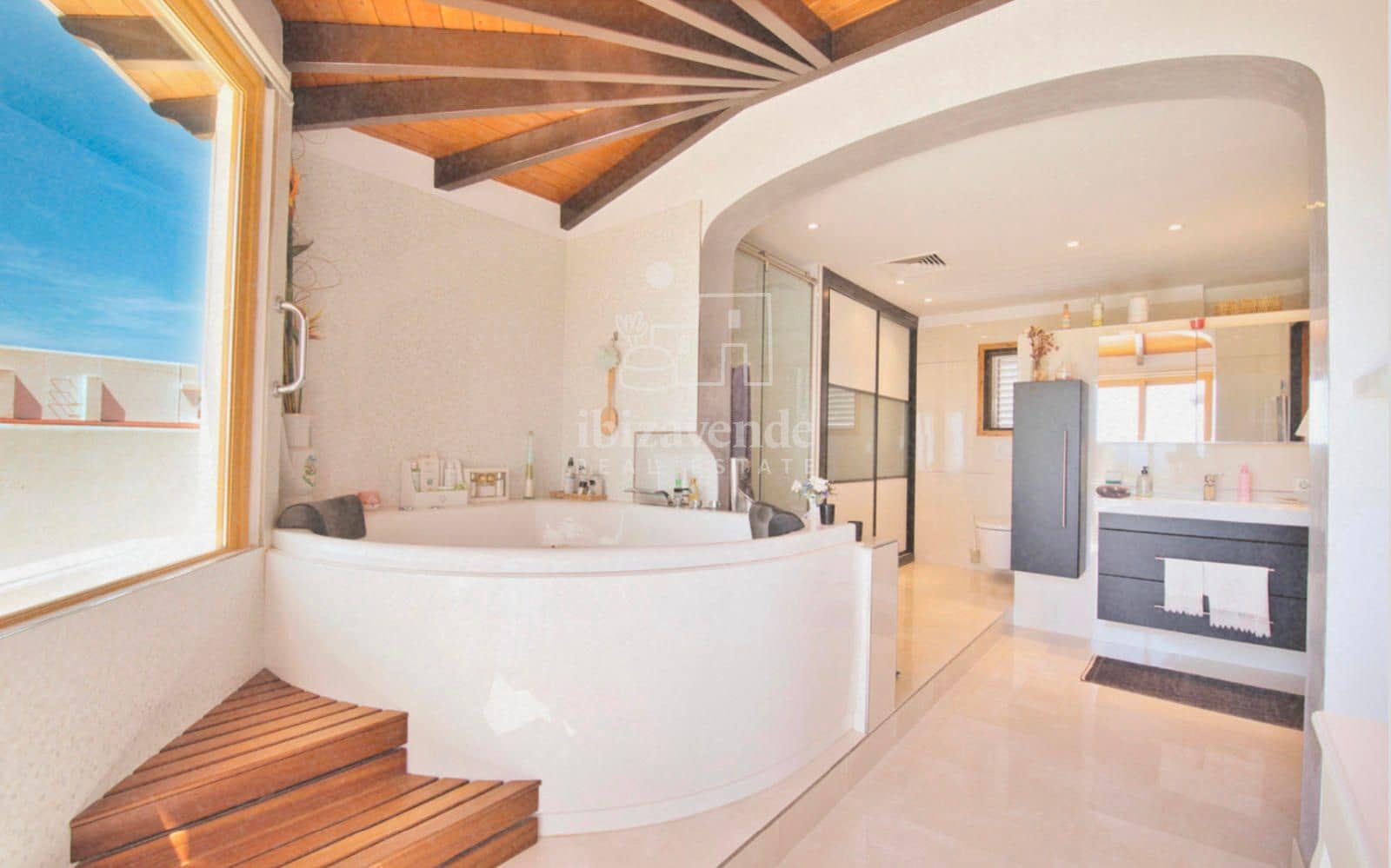 6 sypialnia Willa na sprzedaż w Miasto Ibiza / Eivissa z basenem garażem - 2 700 000 € (Ref: 9127397)