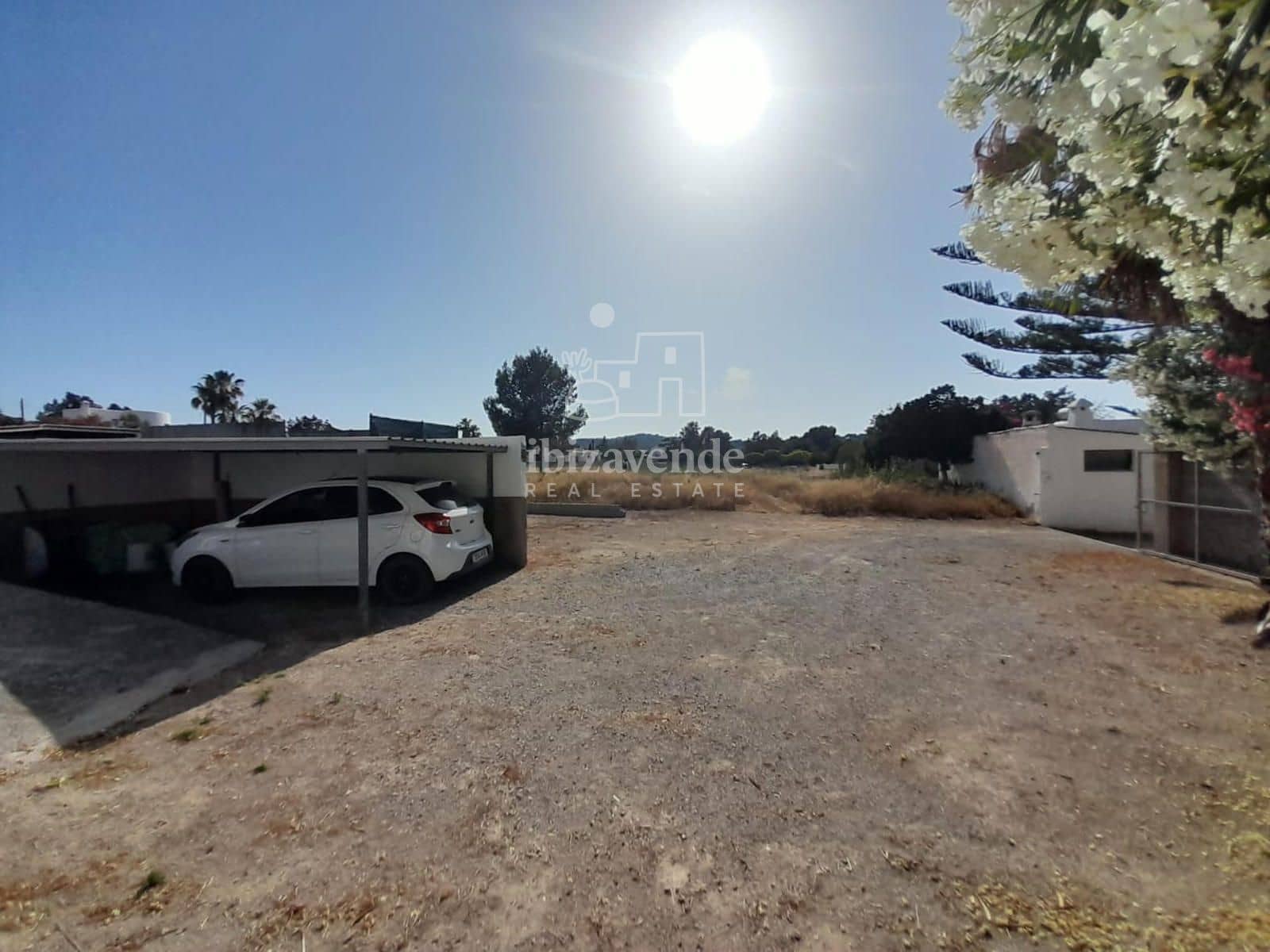 3 soveværelse Villa til salg i Port des Torrent med swimmingpool garage - € 895.000 (Ref: 9127513)