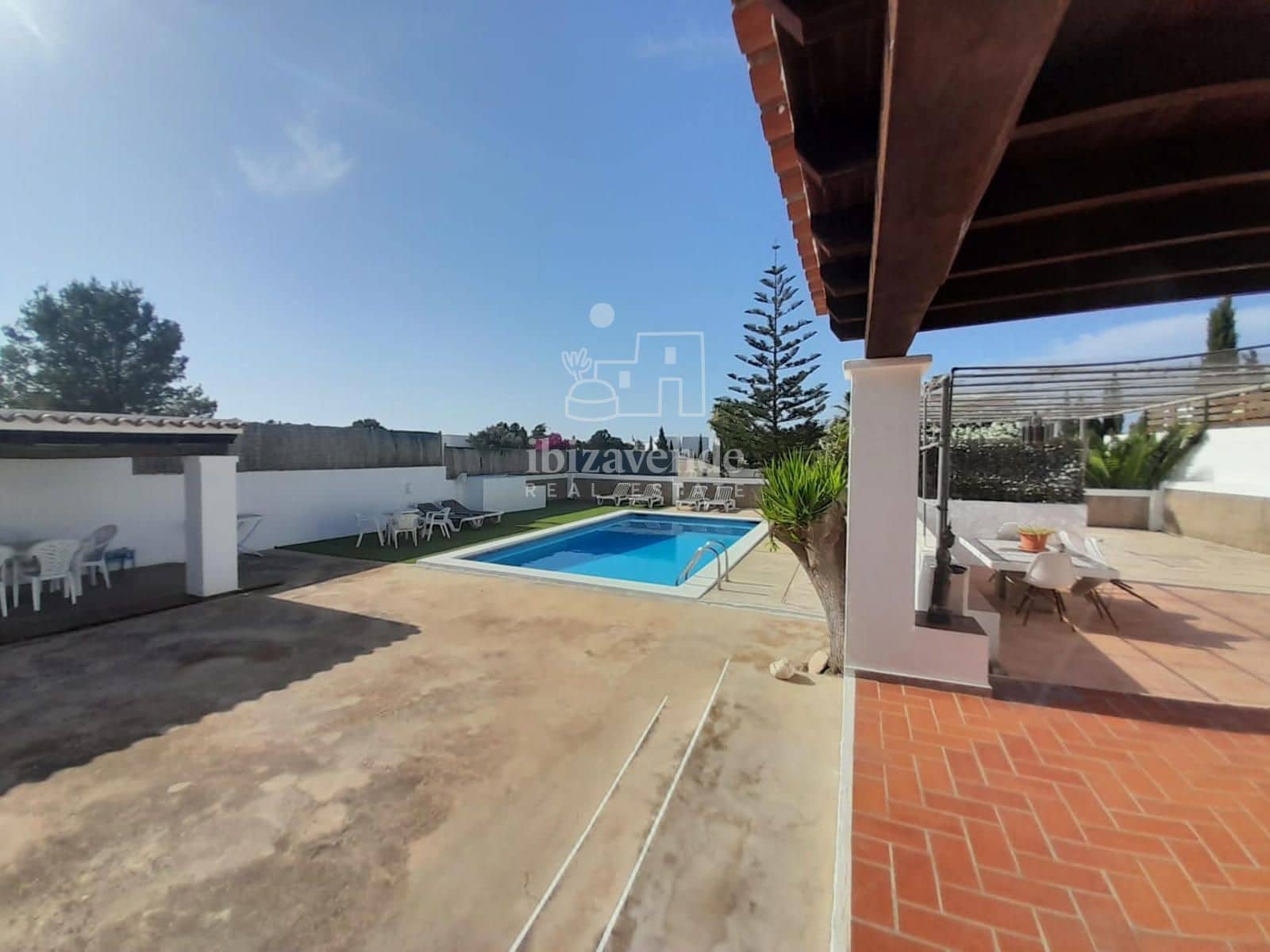 3 soveværelse Villa til salg i Port des Torrent med swimmingpool garage - € 895.000 (Ref: 9127513)