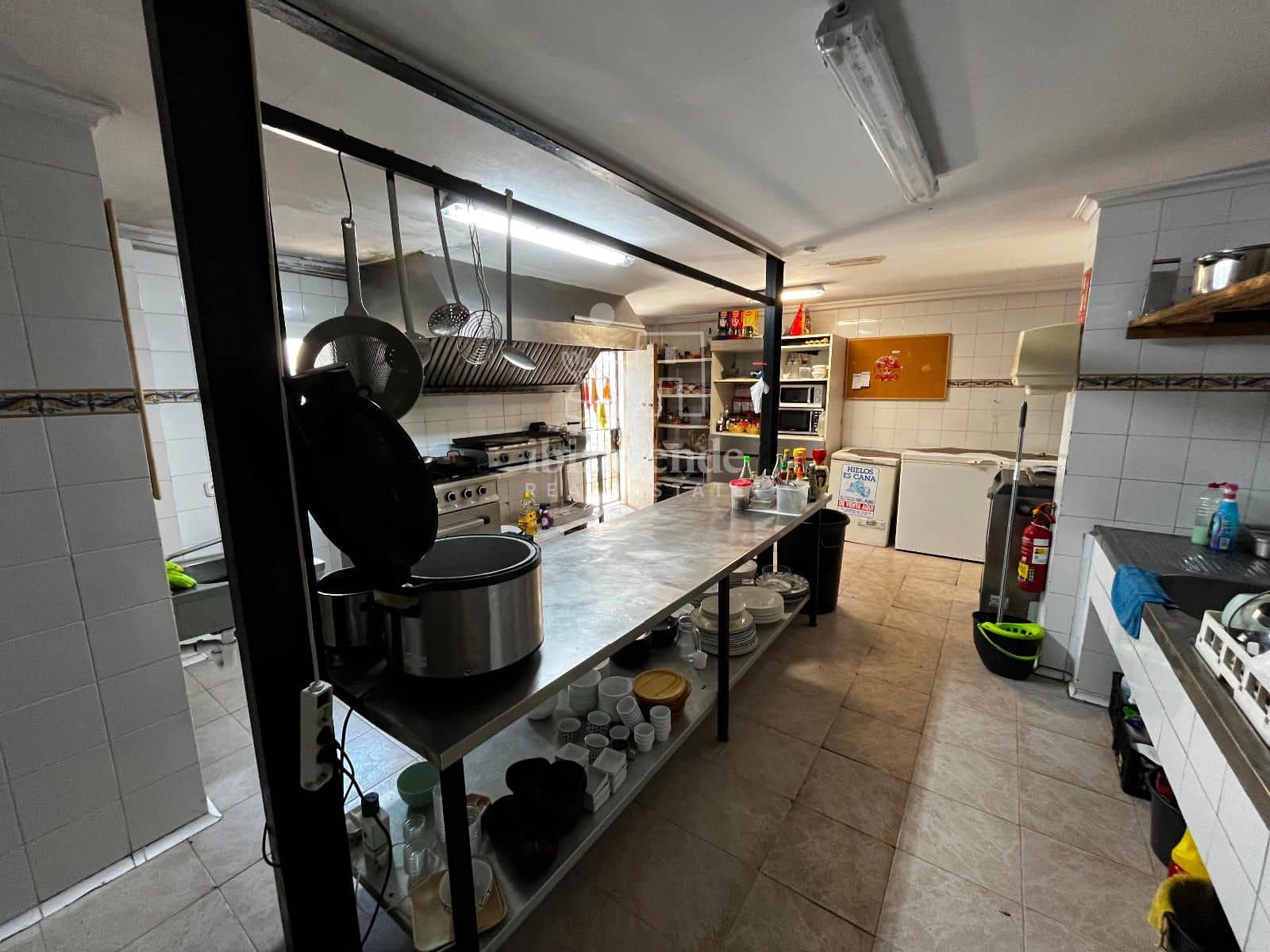 Restaurant/Bar til leje i Cala Llonga - € 2.100 (Ref: 9146210)