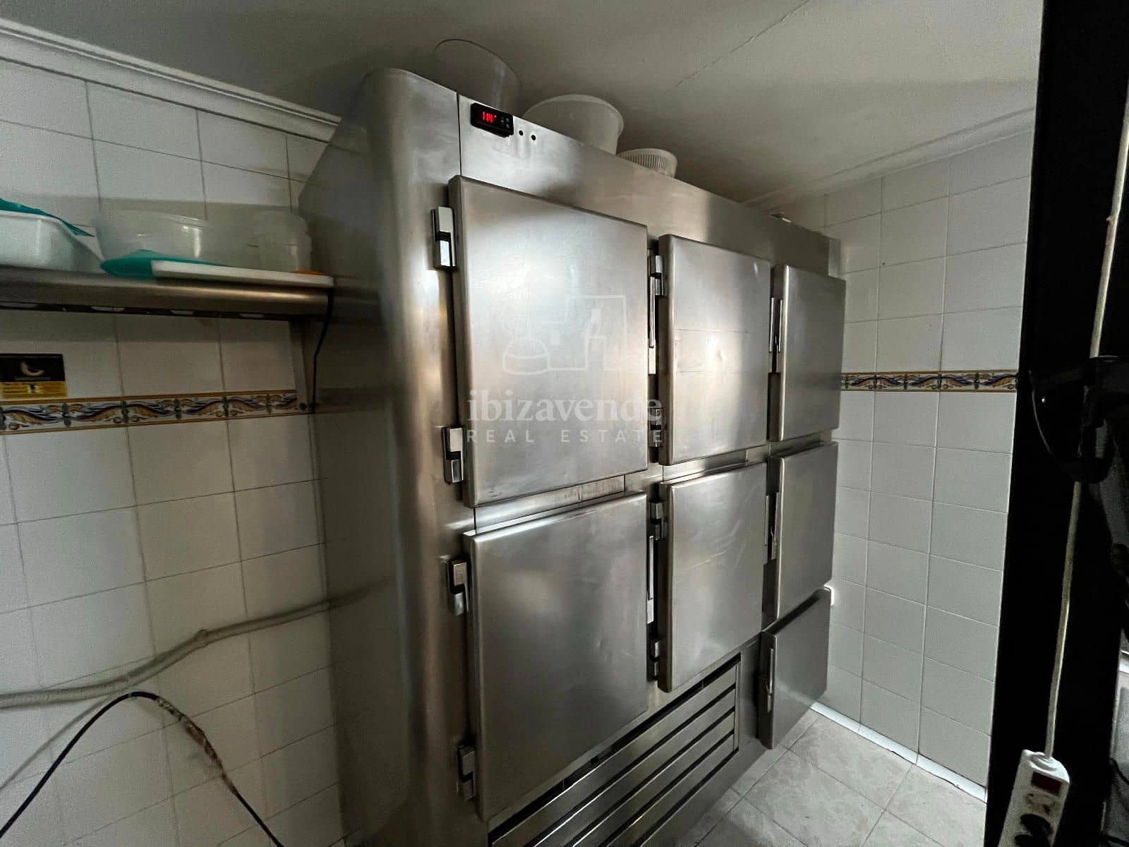 Restaurant/Bar til leje i Cala Llonga - € 2.100 (Ref: 9146210)