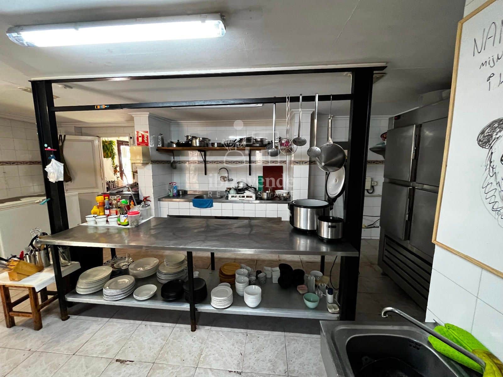 Restaurant/Bar til leje i Cala Llonga - € 2.100 (Ref: 9146210)