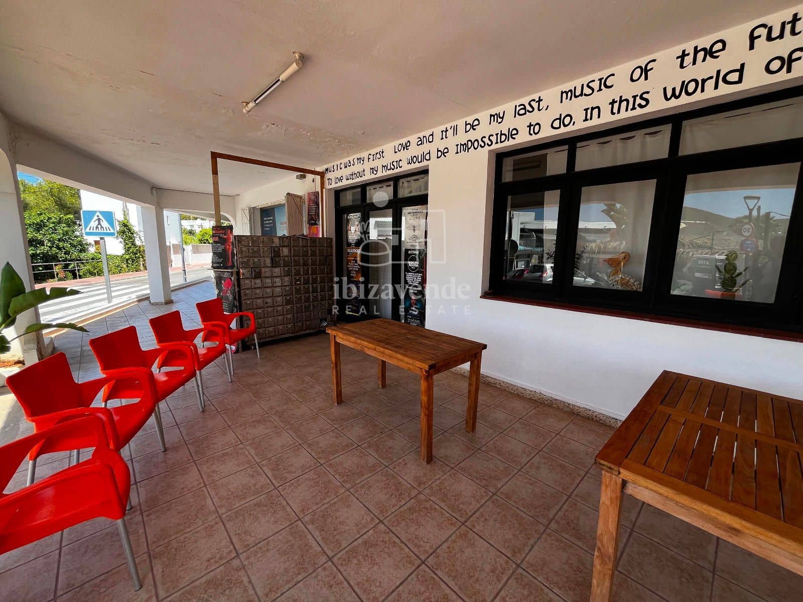 Restaurant/Bar til leje i Cala Llonga - € 2.100 (Ref: 9146210)