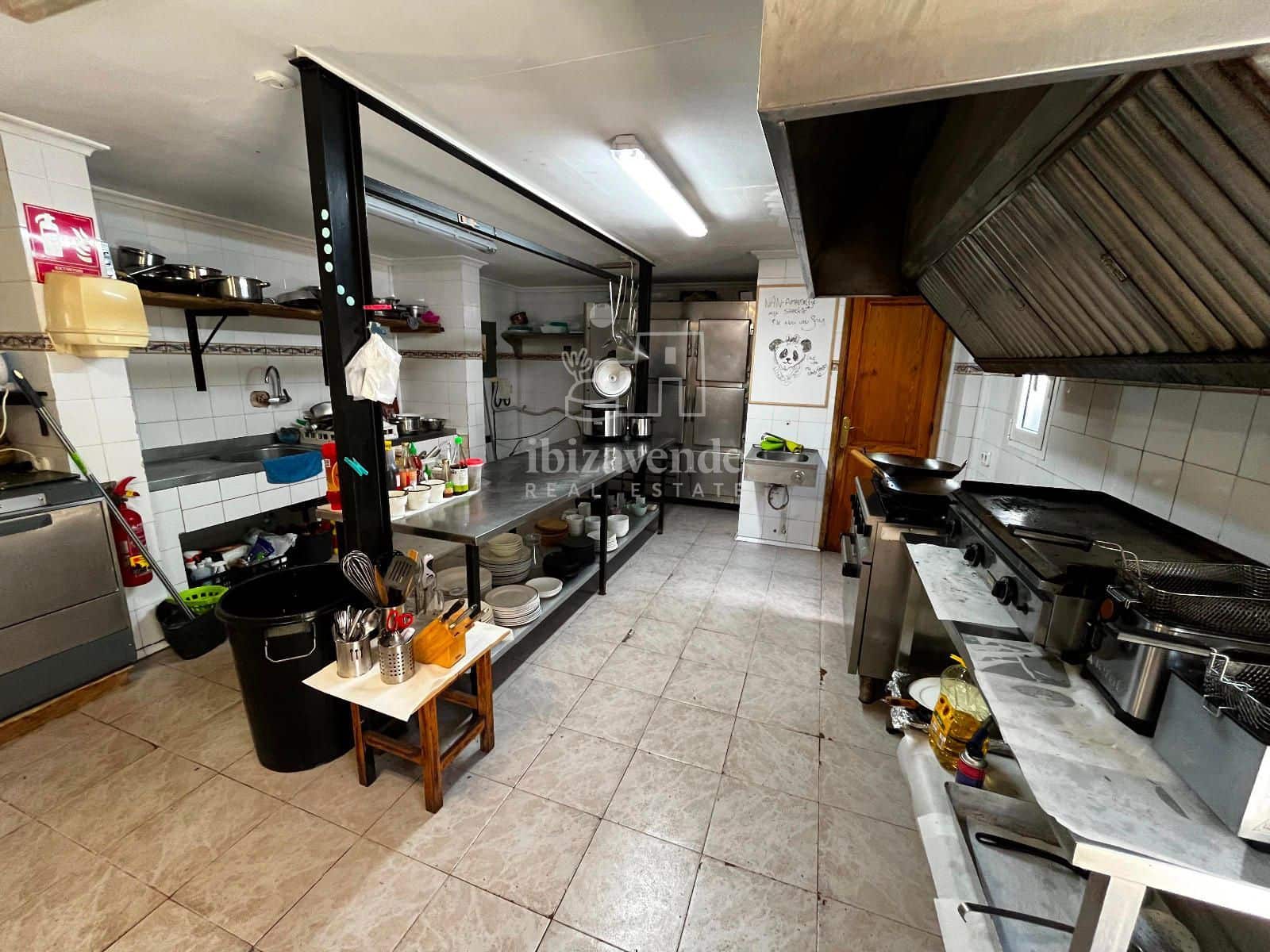 Restaurant/Bar til leje i Cala Llonga - € 2.100 (Ref: 9146210)