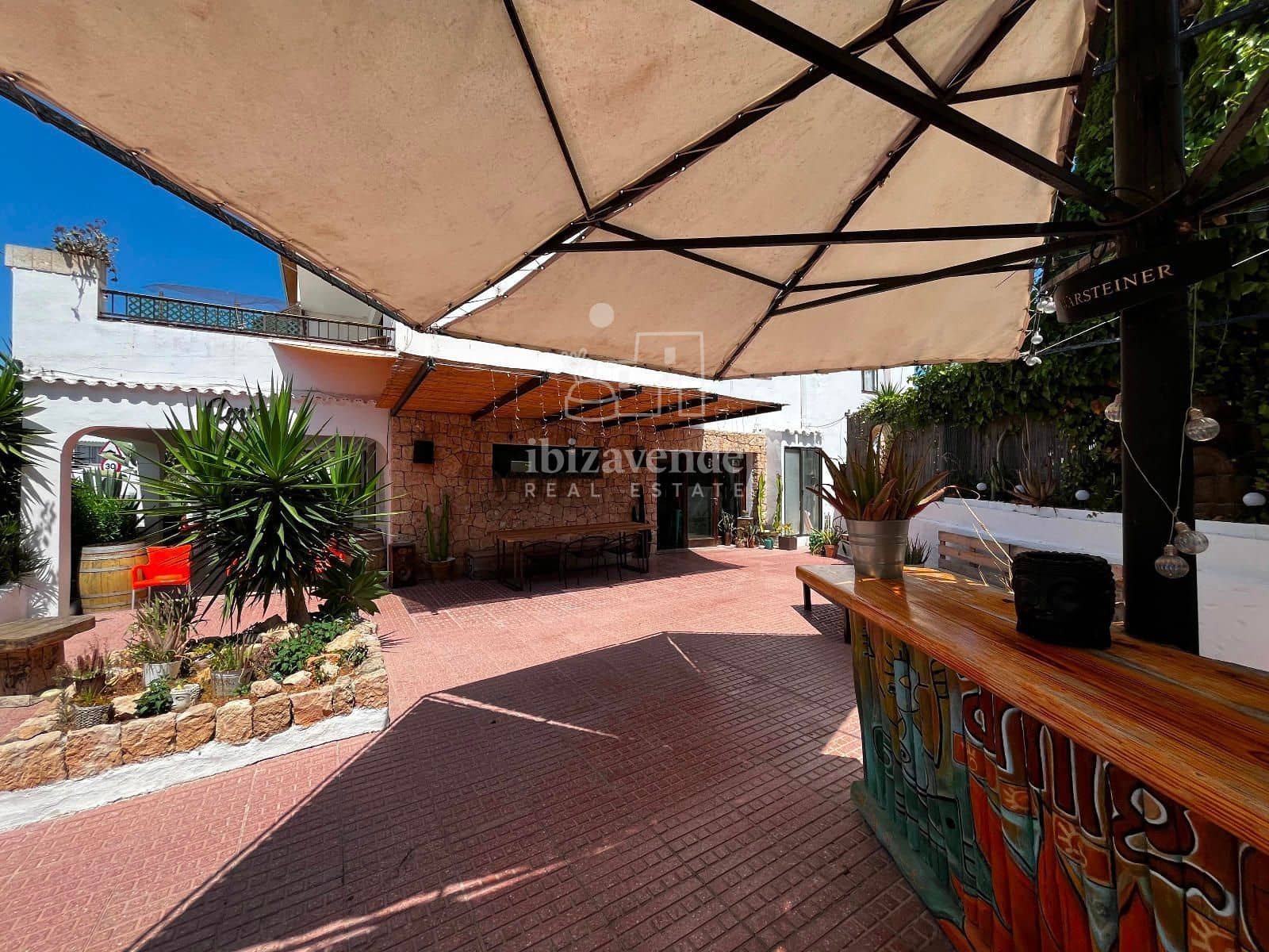 Restaurant/Bar til leje i Cala Llonga - € 2.100 (Ref: 9146210)