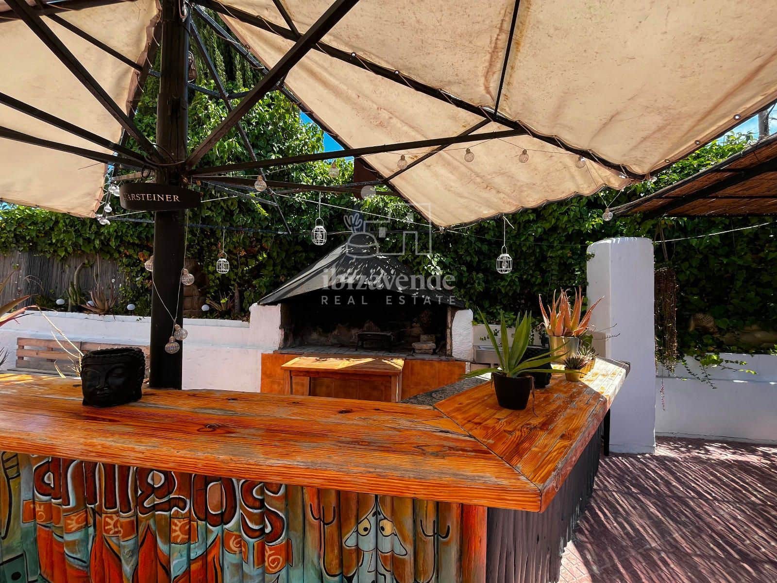 Restaurant/Bar til leje i Cala Llonga - € 2.100 (Ref: 9146210)