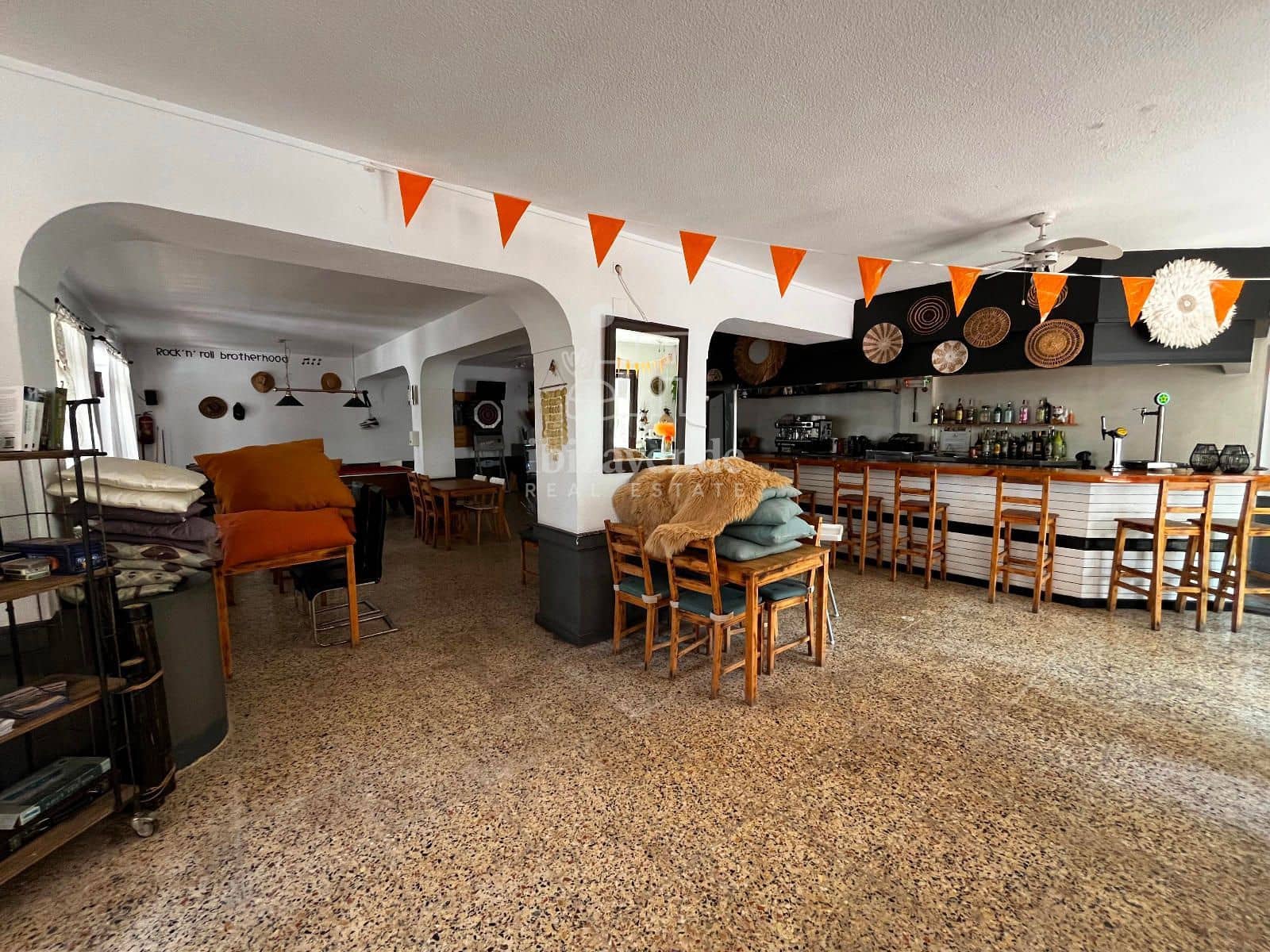 Restaurant/Bar til leje i Cala Llonga - € 2.100 (Ref: 9146210)