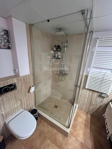 1 makuuhuone Asunto vuokrattavana paikassa Es Caná, Santa Eulalia / Santa Eularia mukana uima-altaan - 2 500 € (Ref: 9146298)