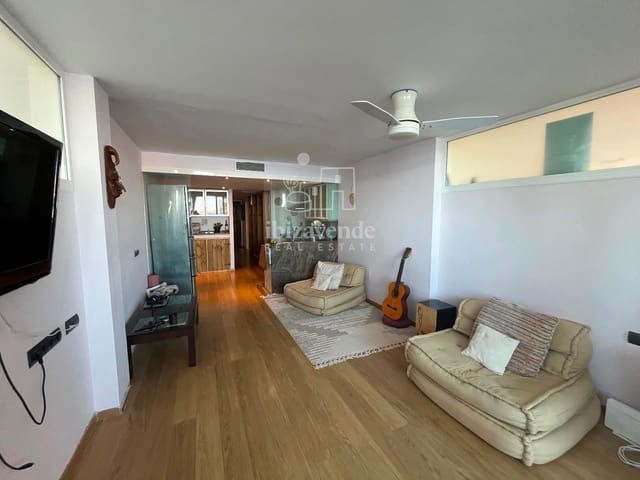 1 makuuhuone Asunto vuokrattavana paikassa Es Caná, Santa Eulalia / Santa Eularia mukana uima-altaan - 2 500 € (Ref: 9146298)