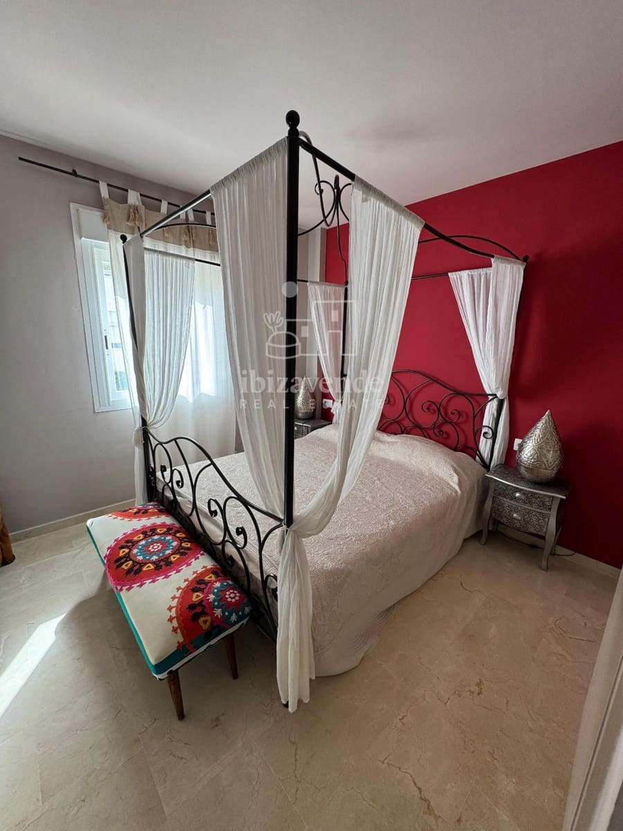 3 chambre Maison de Ville à vendre à Roca Llisa avec piscine garage - 780 000 € (Ref: 9147952)