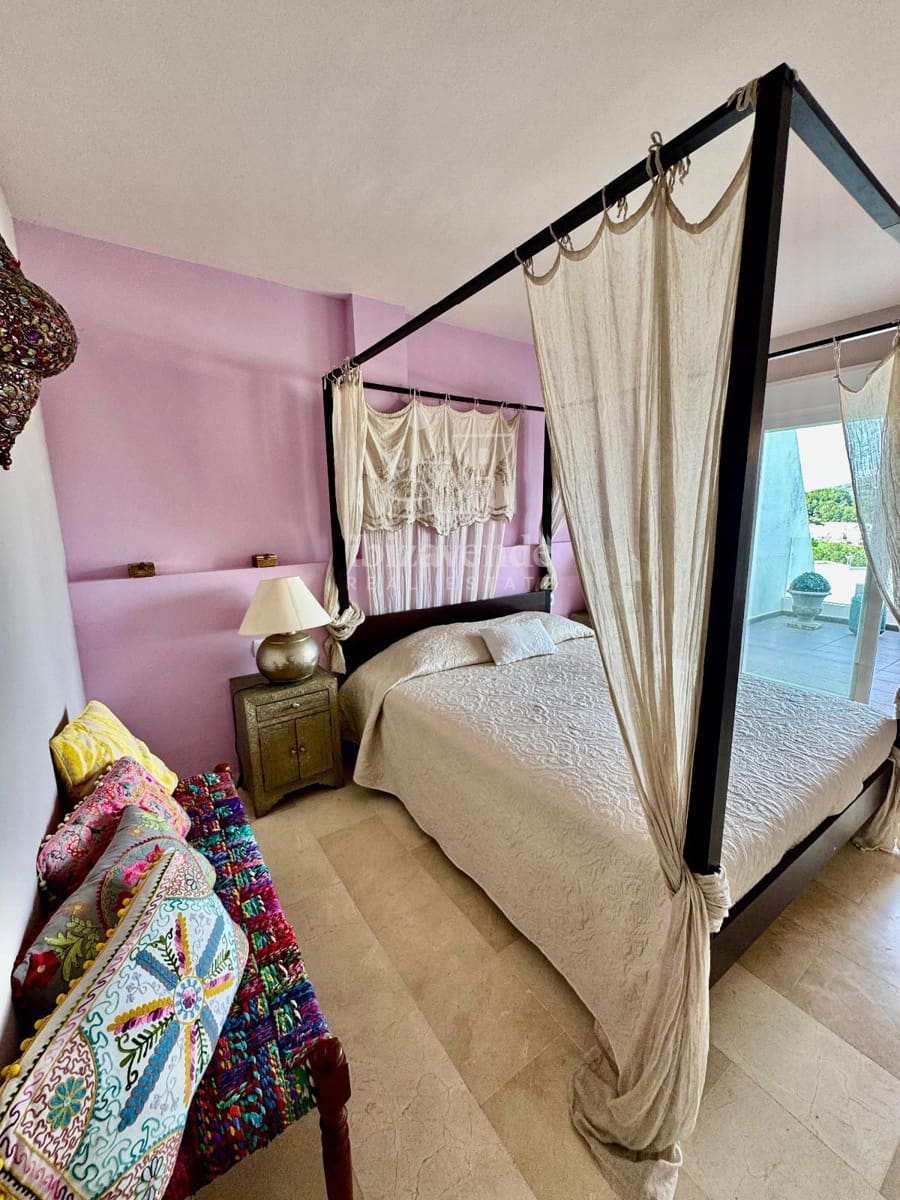 3 chambre Maison de Ville à vendre à Roca Llisa avec piscine garage - 780 000 € (Ref: 9147952)