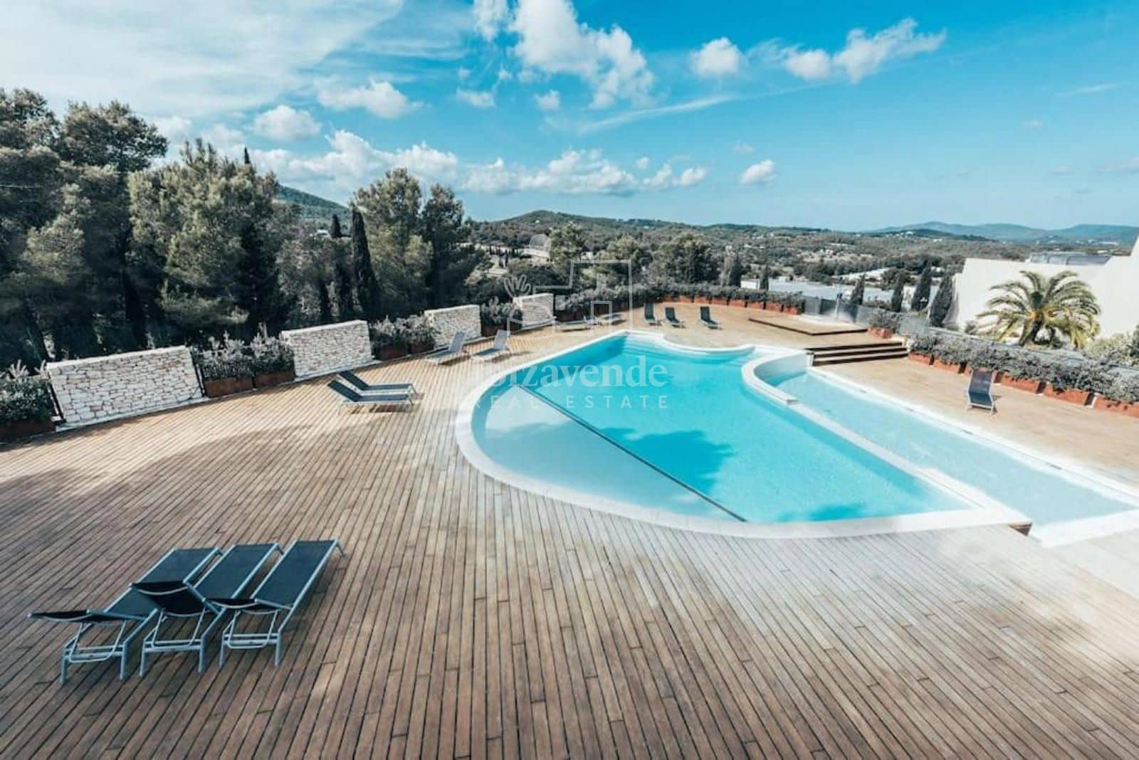 3 chambre Maison de Ville à vendre à Roca Llisa avec piscine garage - 780 000 € (Ref: 9147952)