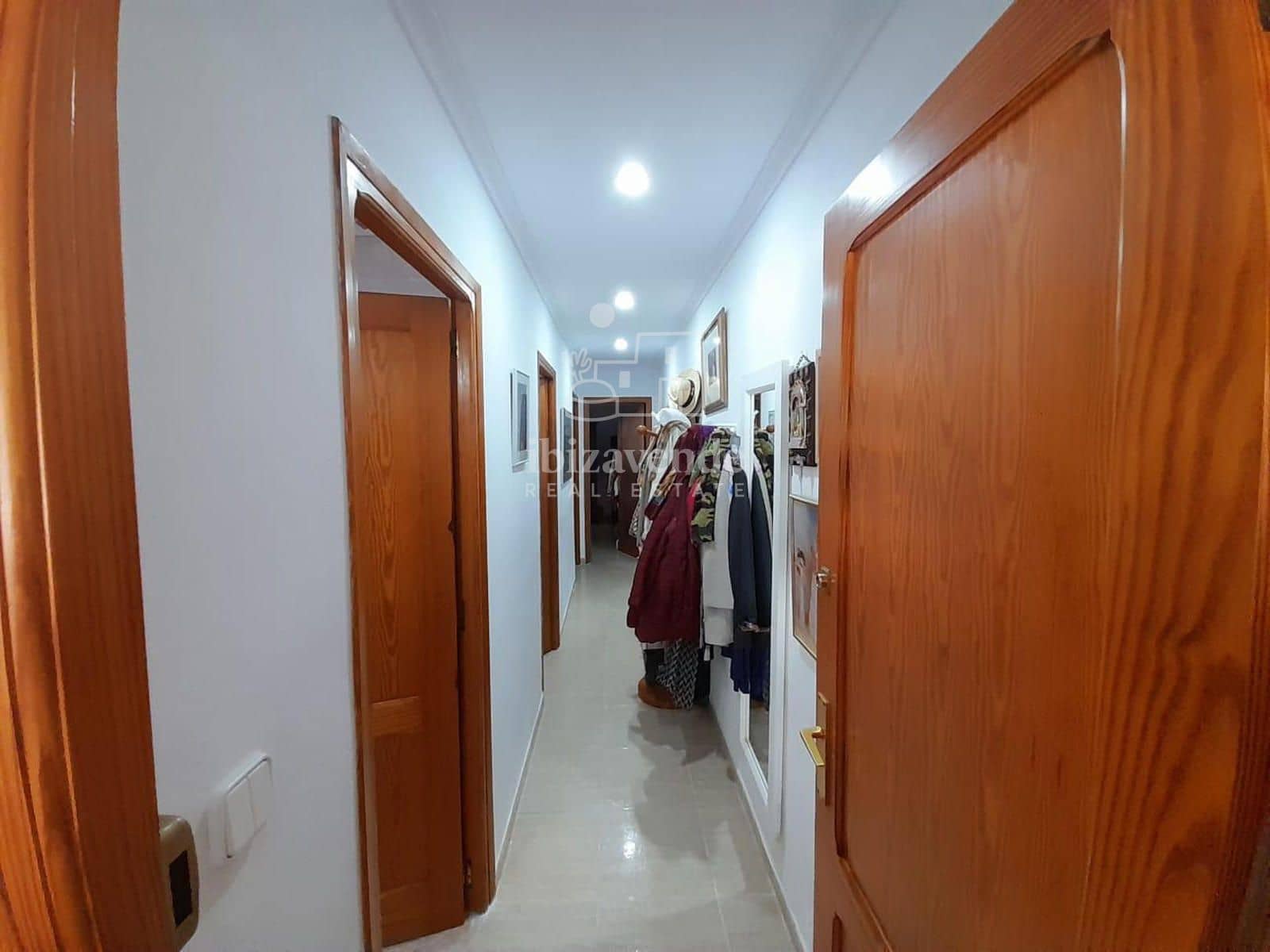 4 sypialnia Willa na sprzedaż w Miasto Ibiza / Eivissa - 750 000 € (Ref: 9168316)