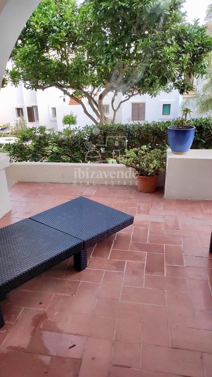 2 soveværelse Lejlighed til leje i La Siesta med swimmingpool - € 1.500 (Ref: 9168853)