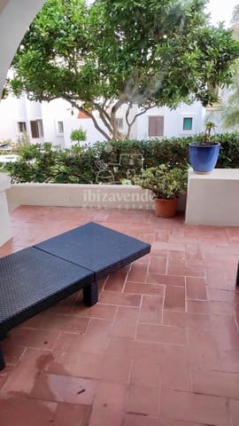 2 sovrum Lägenhet att hyra i La Siesta, Santa Eulalia / Santa Eularia med pool - 1 600 € (Ref: 9168853)