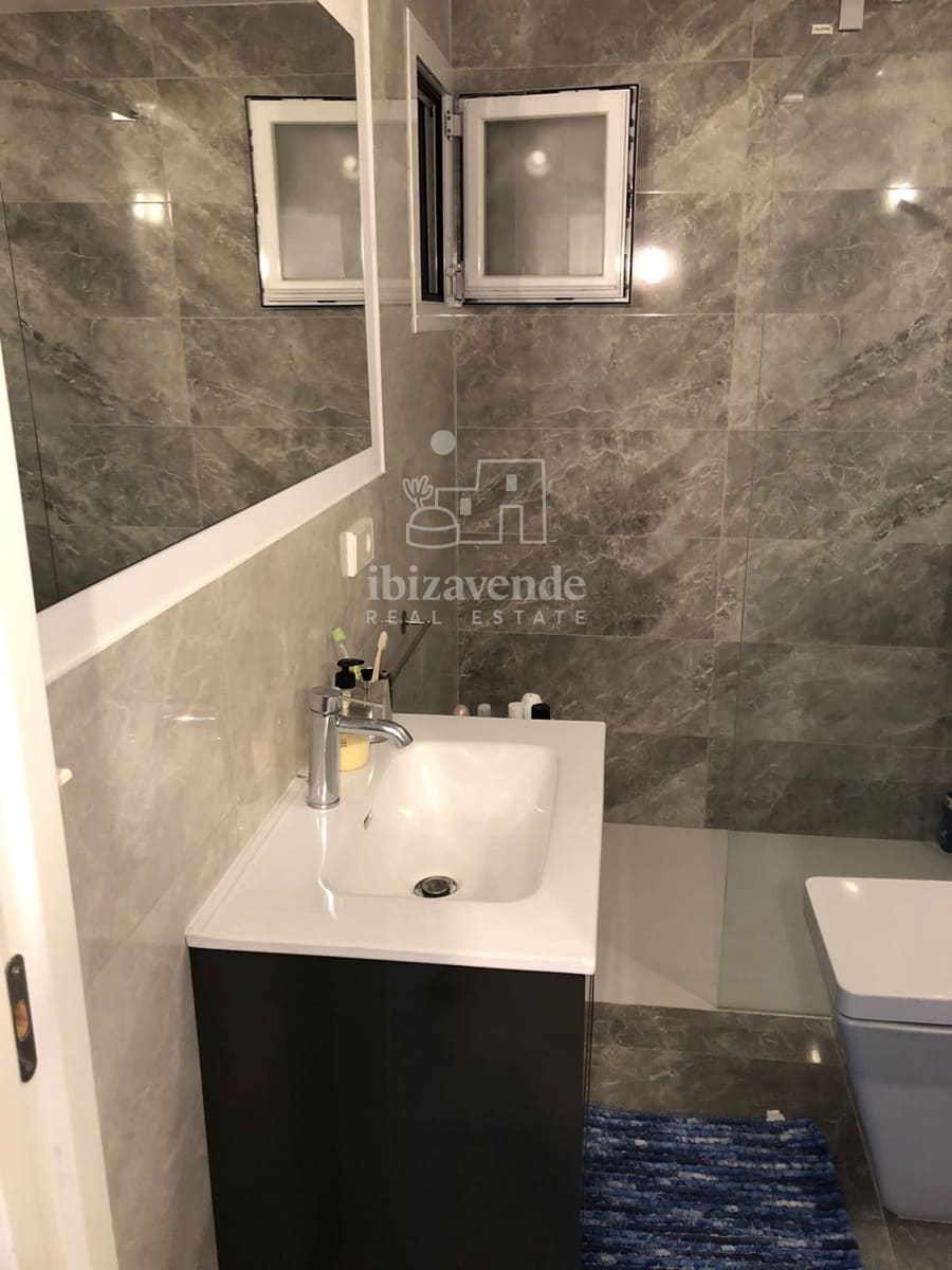 2 soveværelse Lejlighed til leje i La Siesta med swimmingpool - € 1.500 (Ref: 9168853)