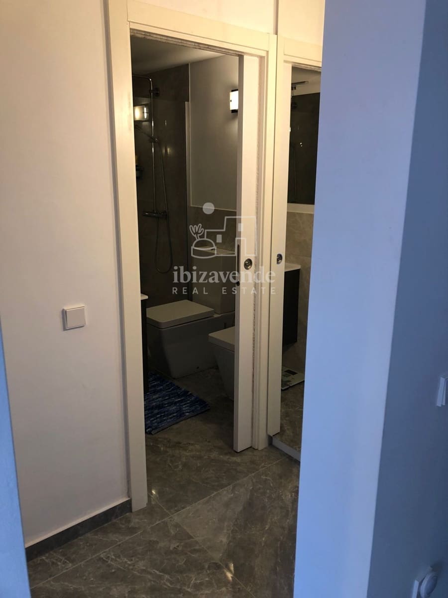 2 soveværelse Lejlighed til leje i La Siesta med swimmingpool - € 1.500 (Ref: 9168853)