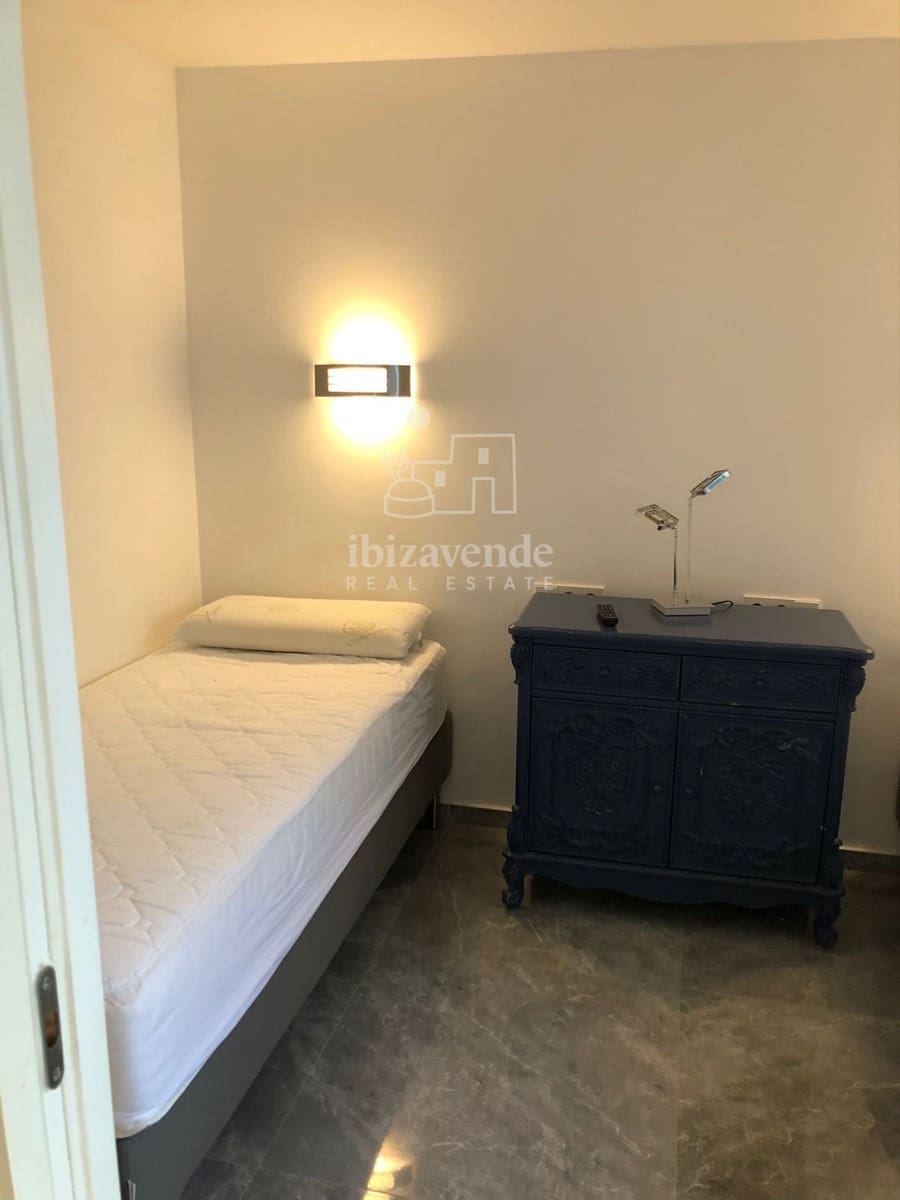 2 soveværelse Lejlighed til leje i La Siesta med swimmingpool - € 1.500 (Ref: 9168853)