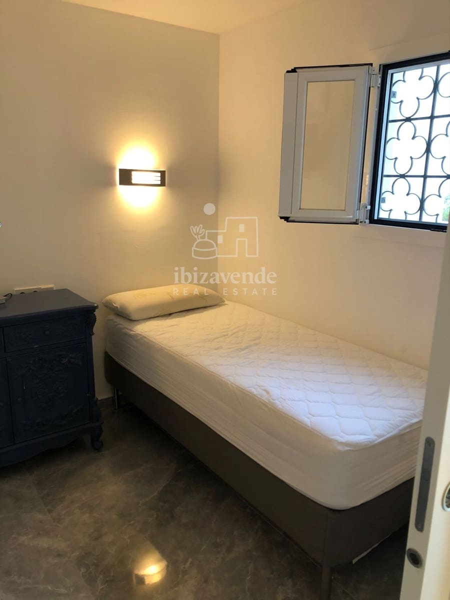 2 soveværelse Lejlighed til leje i La Siesta med swimmingpool - € 1.500 (Ref: 9168853)