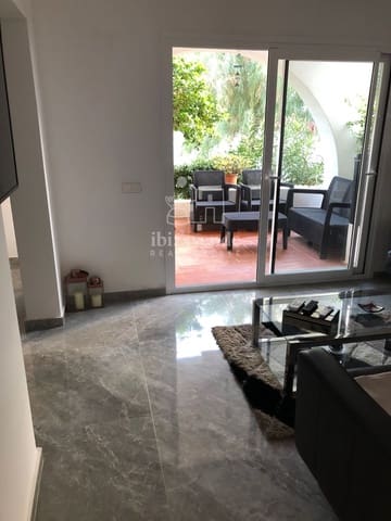 2 sovrum Lägenhet att hyra i La Siesta, Santa Eulalia / Santa Eularia med pool - 1 600 € (Ref: 9168853)