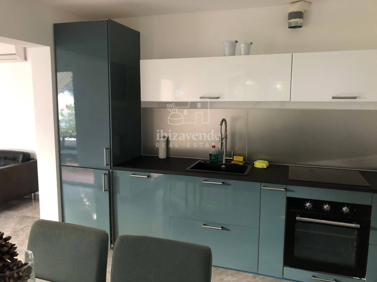 2 soveværelse Lejlighed til leje i La Siesta med swimmingpool - € 1.500 (Ref: 9168853)