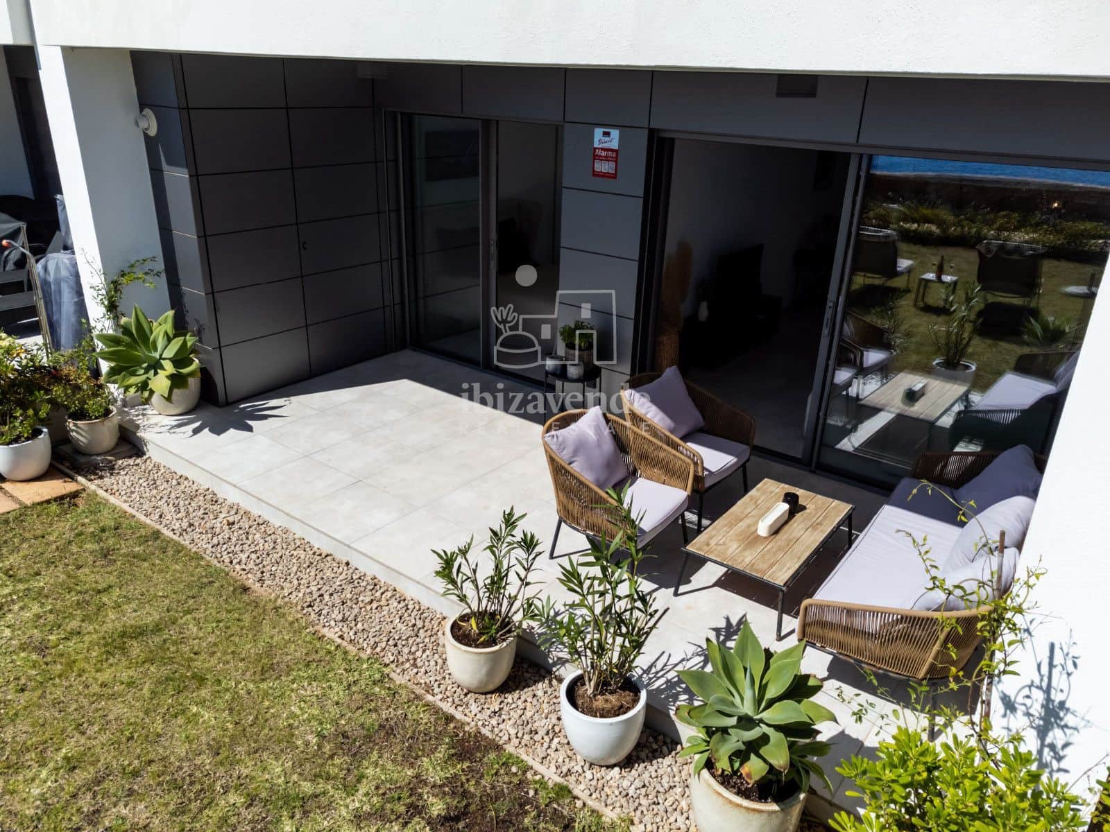 2 bedroom Townhouse for sale in Cala Gracio with pool garage - € 1,050,000 (Ref: 9178269)