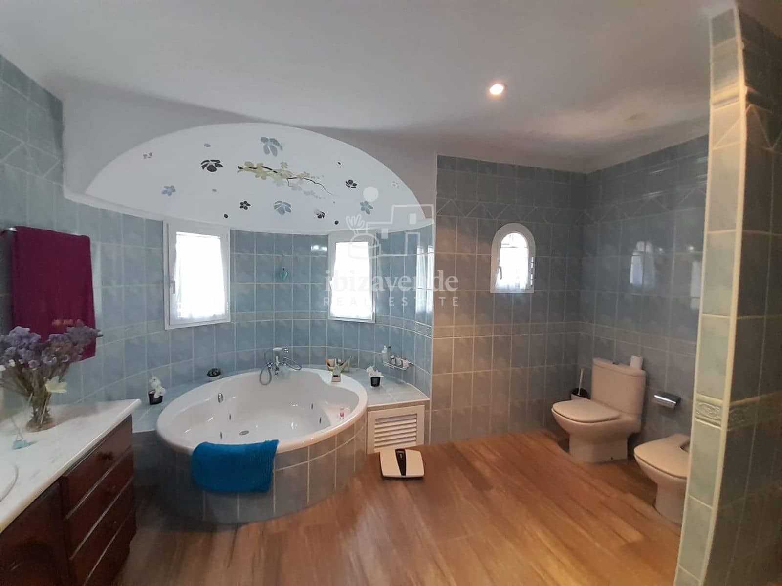 3 soverom Villa til salgs i Santa Eulalia / Santa Eularia med svømmebasseng garasje - € 2 625 000 (Ref: 9184492)