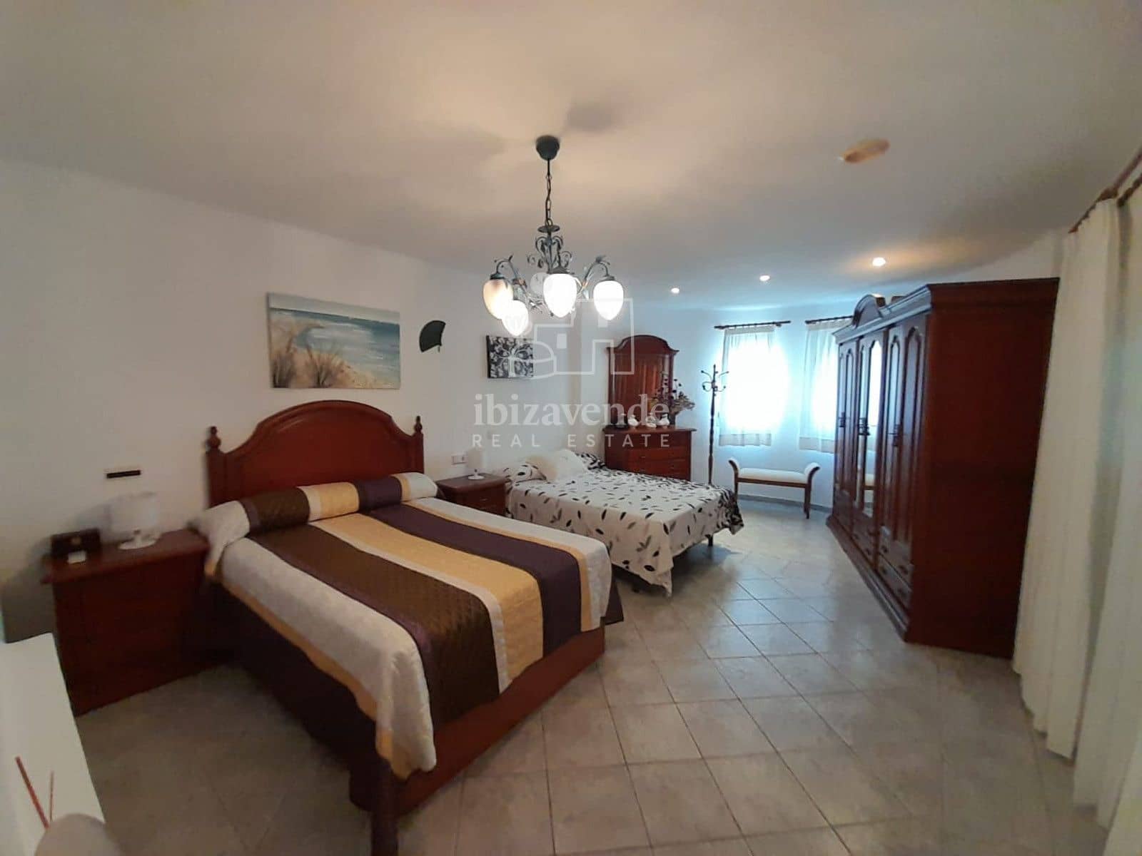 3 soverom Villa til salgs i Santa Eulalia / Santa Eularia med svømmebasseng garasje - € 2 625 000 (Ref: 9184492)