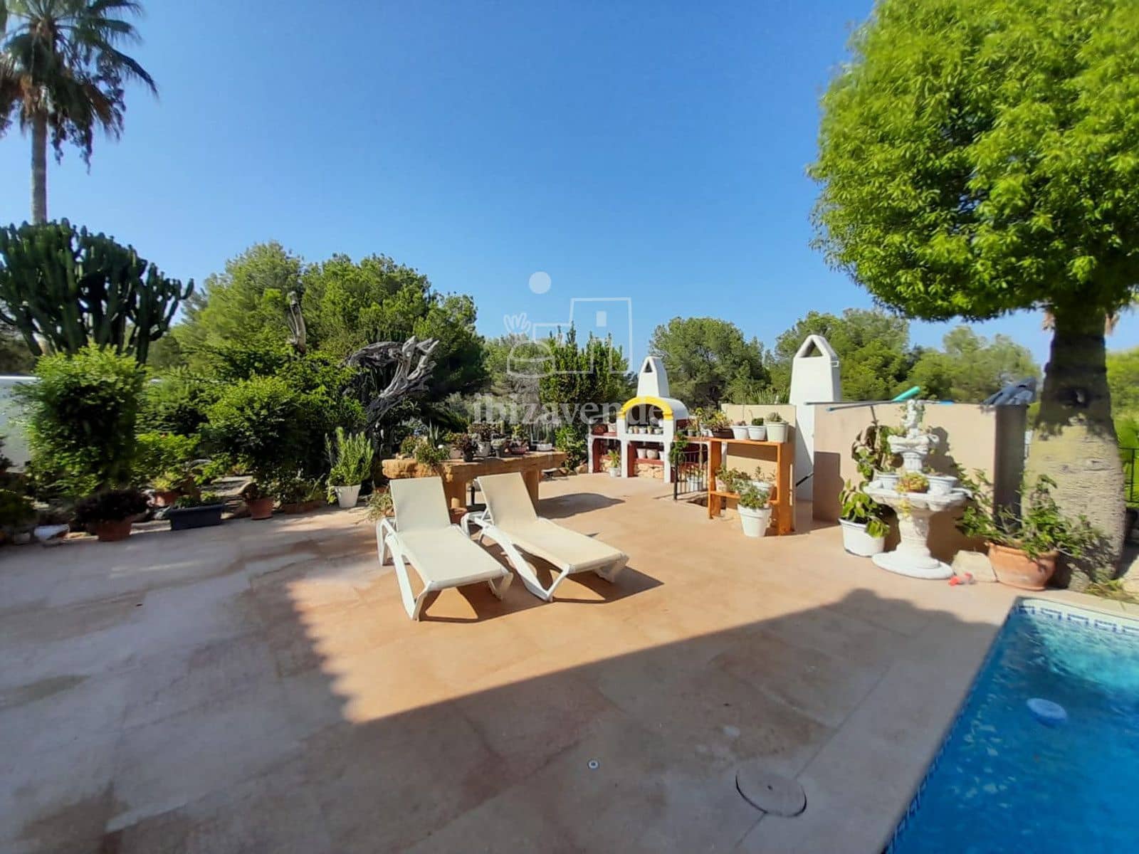 3 soverom Villa til salgs i Santa Eulalia / Santa Eularia med svømmebasseng garasje - € 2 625 000 (Ref: 9184492)