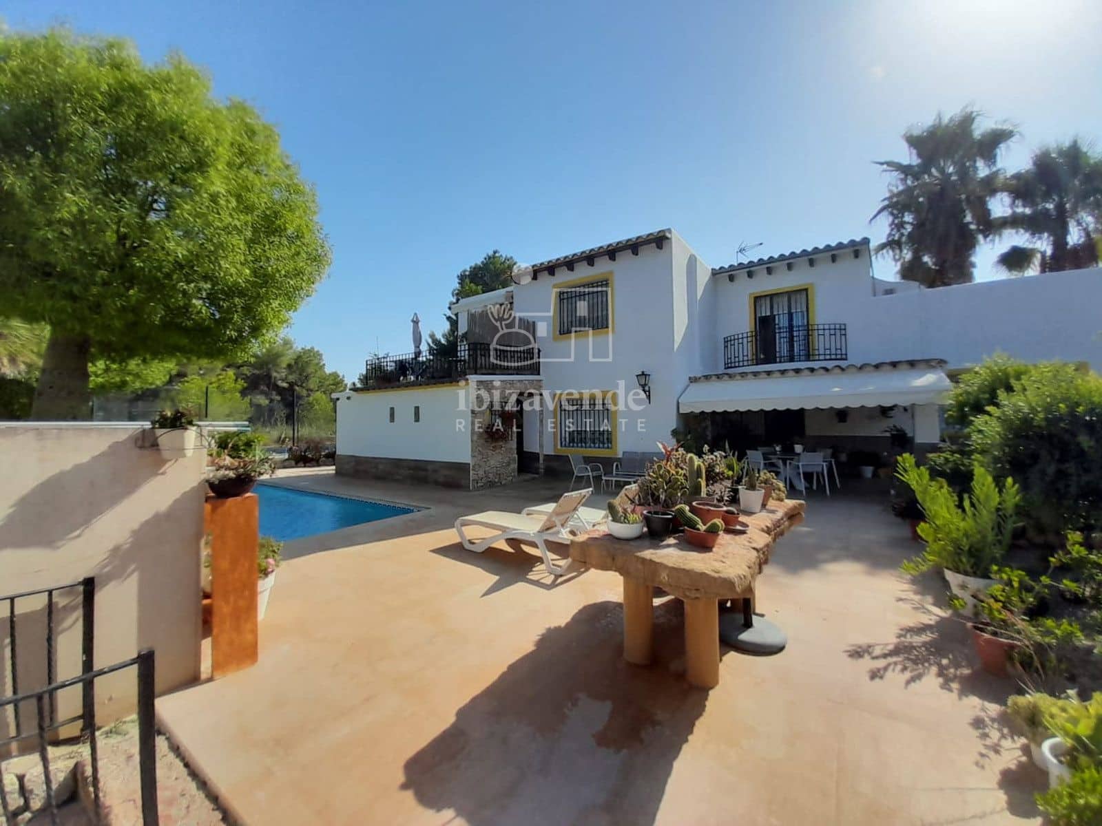 3 soverom Villa til salgs i Santa Eulalia / Santa Eularia med svømmebasseng garasje - € 2 625 000 (Ref: 9184492)