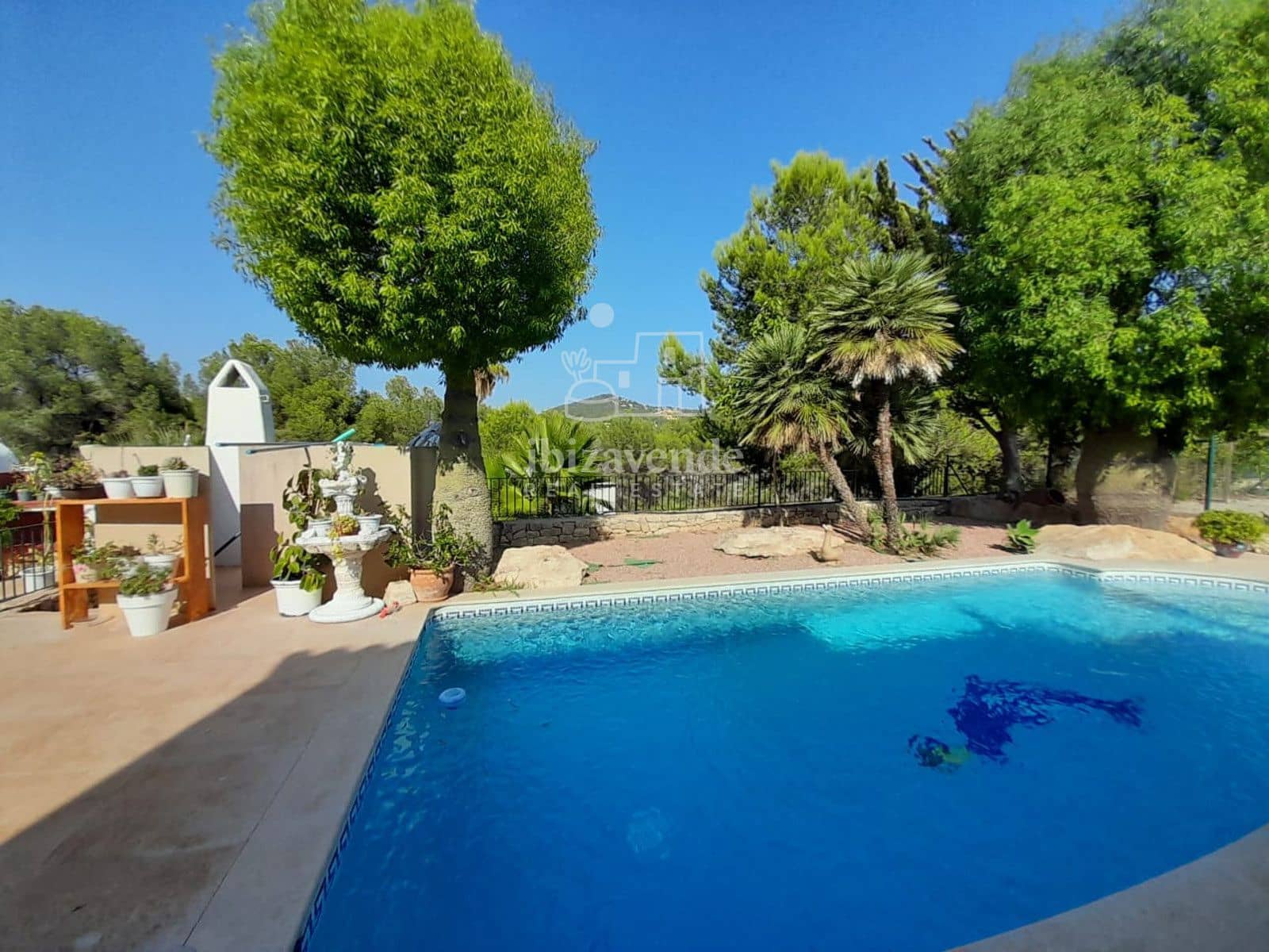 3 soverom Villa til salgs i Santa Eulalia / Santa Eularia med svømmebasseng garasje - € 2 625 000 (Ref: 9184492)