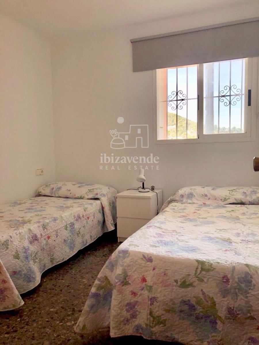 2 soveværelse Lejlighed til leje i Santa Eulalia / Santa Eularia med swimmingpool - € 3.500 (Ref: 9188838)