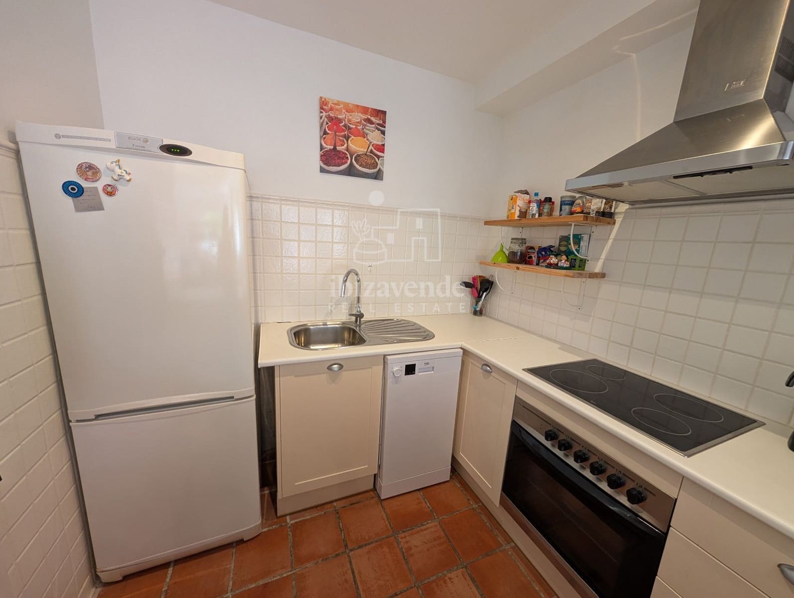 2 sovrum Lägenhet att hyra i Cala Llenya med pool garage - 1 400 € (Ref: 9188869)