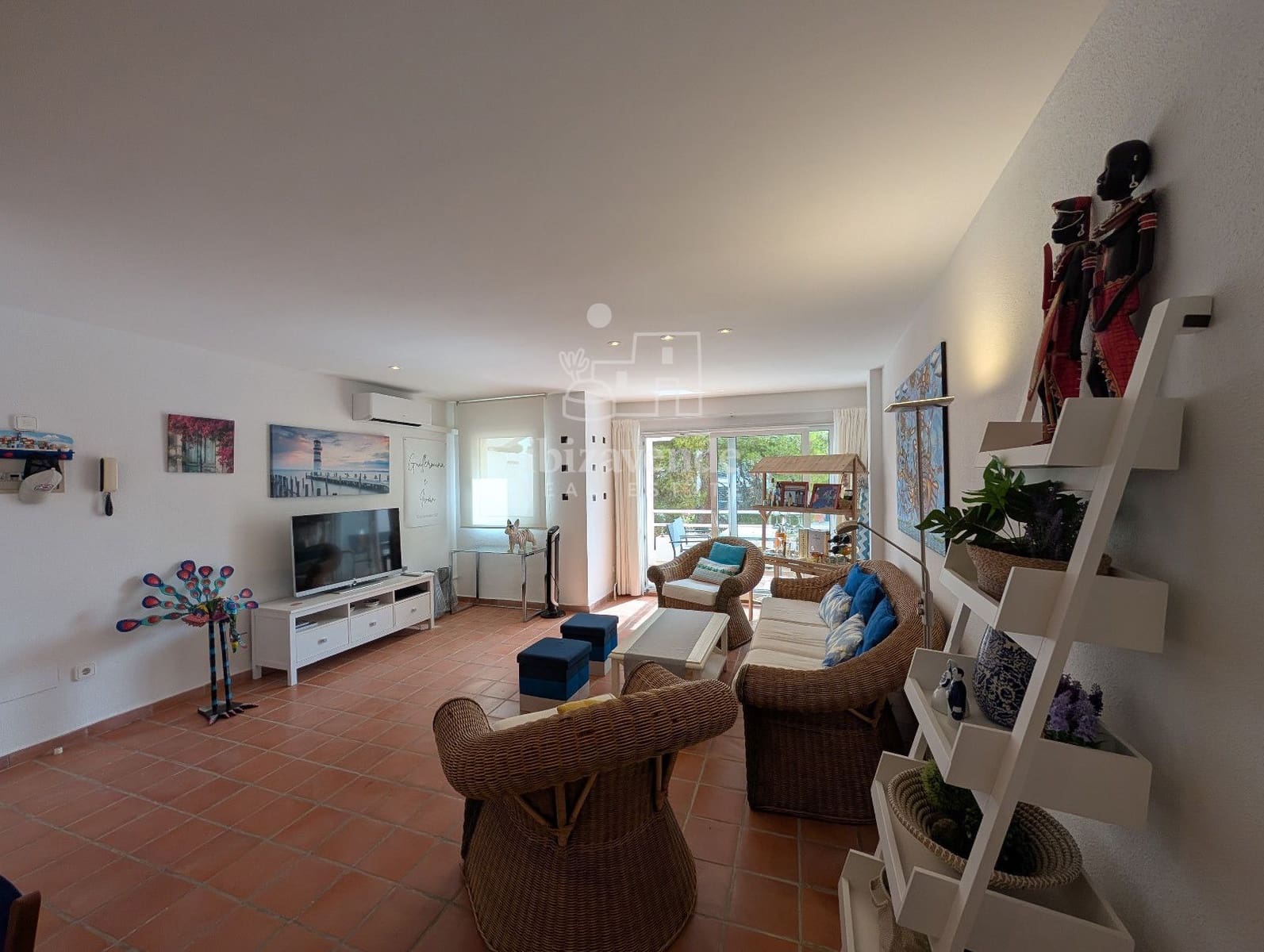 2 sovrum Lägenhet att hyra i Cala Llenya med pool garage - 1 400 € (Ref: 9188869)