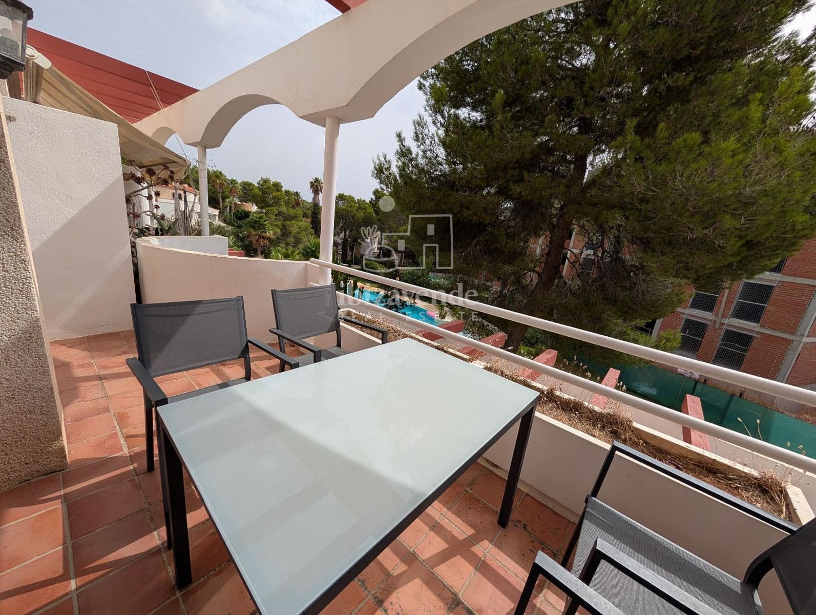 2 sovrum Lägenhet att hyra i Cala Llenya med pool garage - 1 400 € (Ref: 9188869)