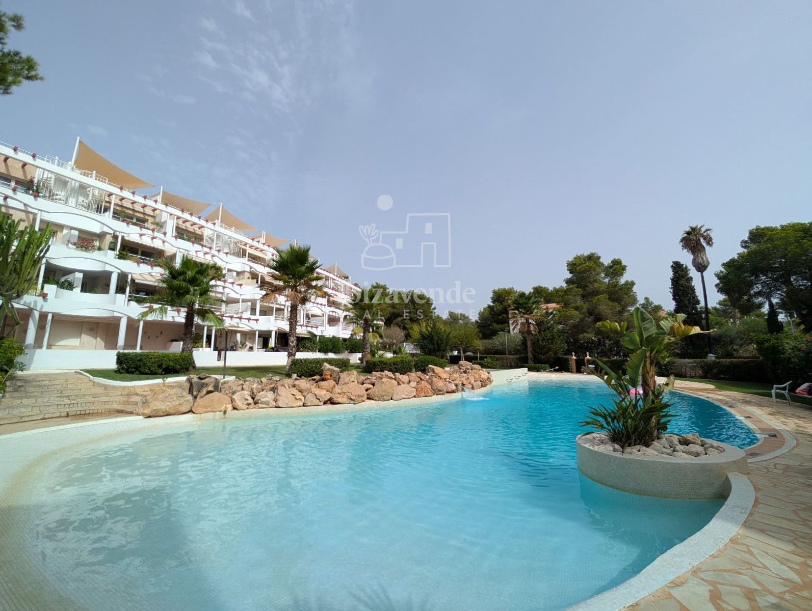 2 sovrum Lägenhet att hyra i Cala Llenya med pool garage - 1 400 € (Ref: 9188869)