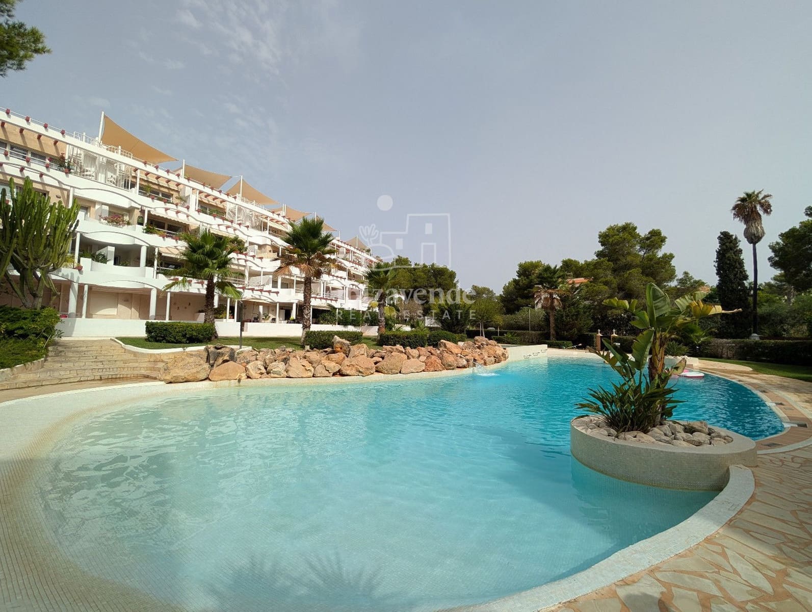 2 sovrum Lägenhet att hyra i Cala Llenya med pool garage - 1 400 € (Ref: 9188869)