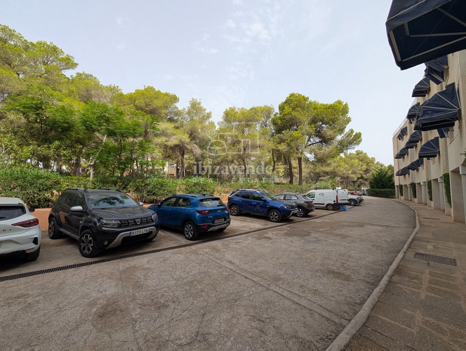 2 sovrum Lägenhet att hyra i Cala Llenya med pool garage - 1 400 € (Ref: 9188869)