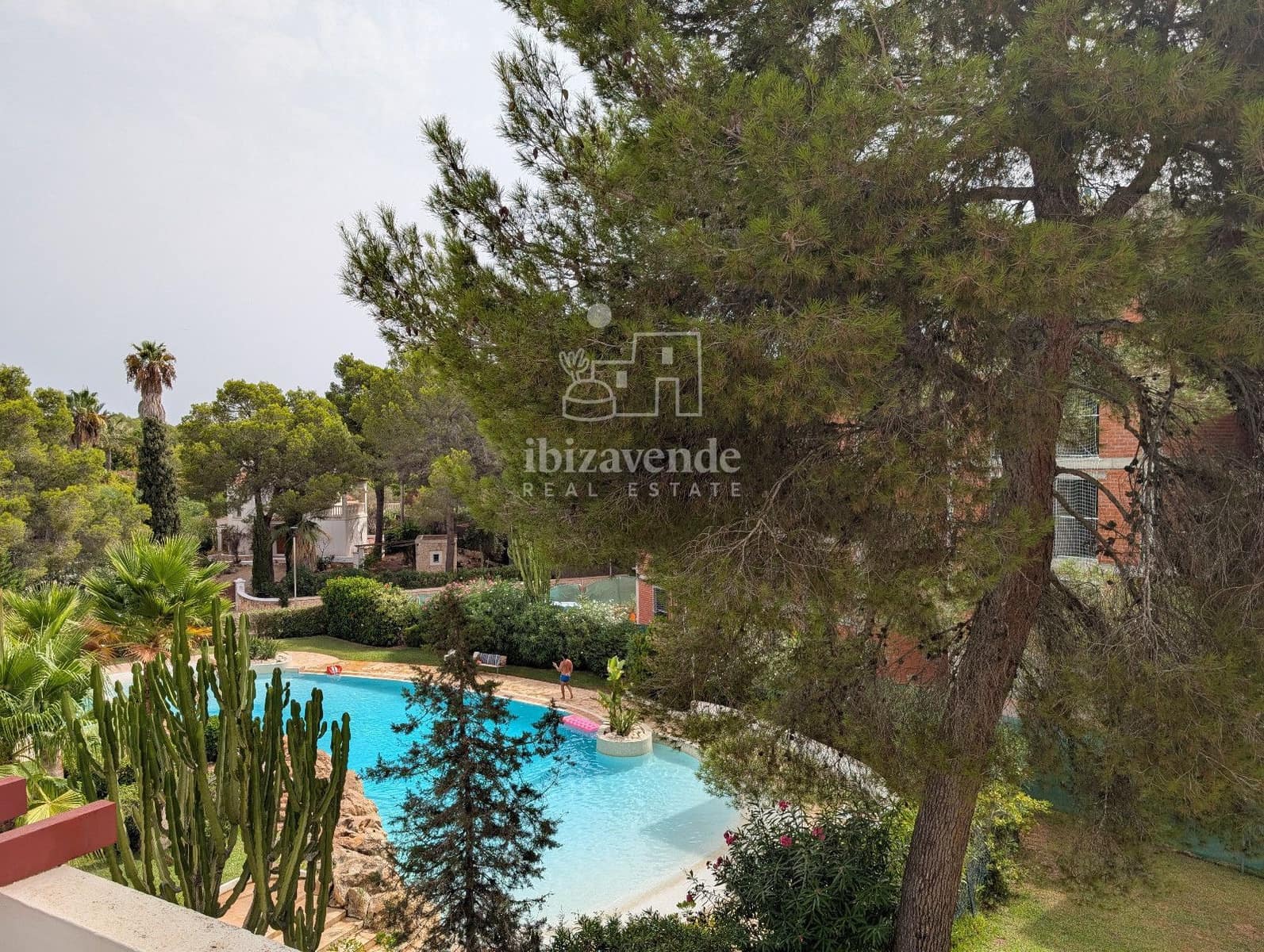 2 sovrum Lägenhet att hyra i Cala Llenya med pool garage - 1 400 € (Ref: 9188869)