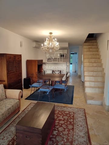 Piso de 3 habitaciones en Roca Llisa, Santa Eulalia / Santa Eularia en alquiler con piscina garaje - 6.000 € (Ref: 9211411)