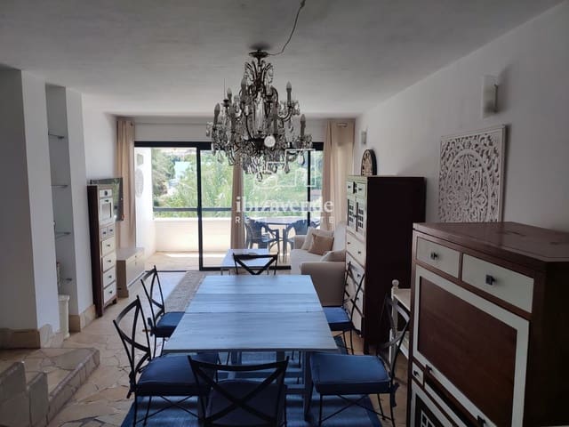 3 makuuhuone Asunto vuokrattavana paikassa Santa Eulalia / Santa Eularia mukana uima-altaan 
autotalli - 6 000 € (Ref: 9211411)