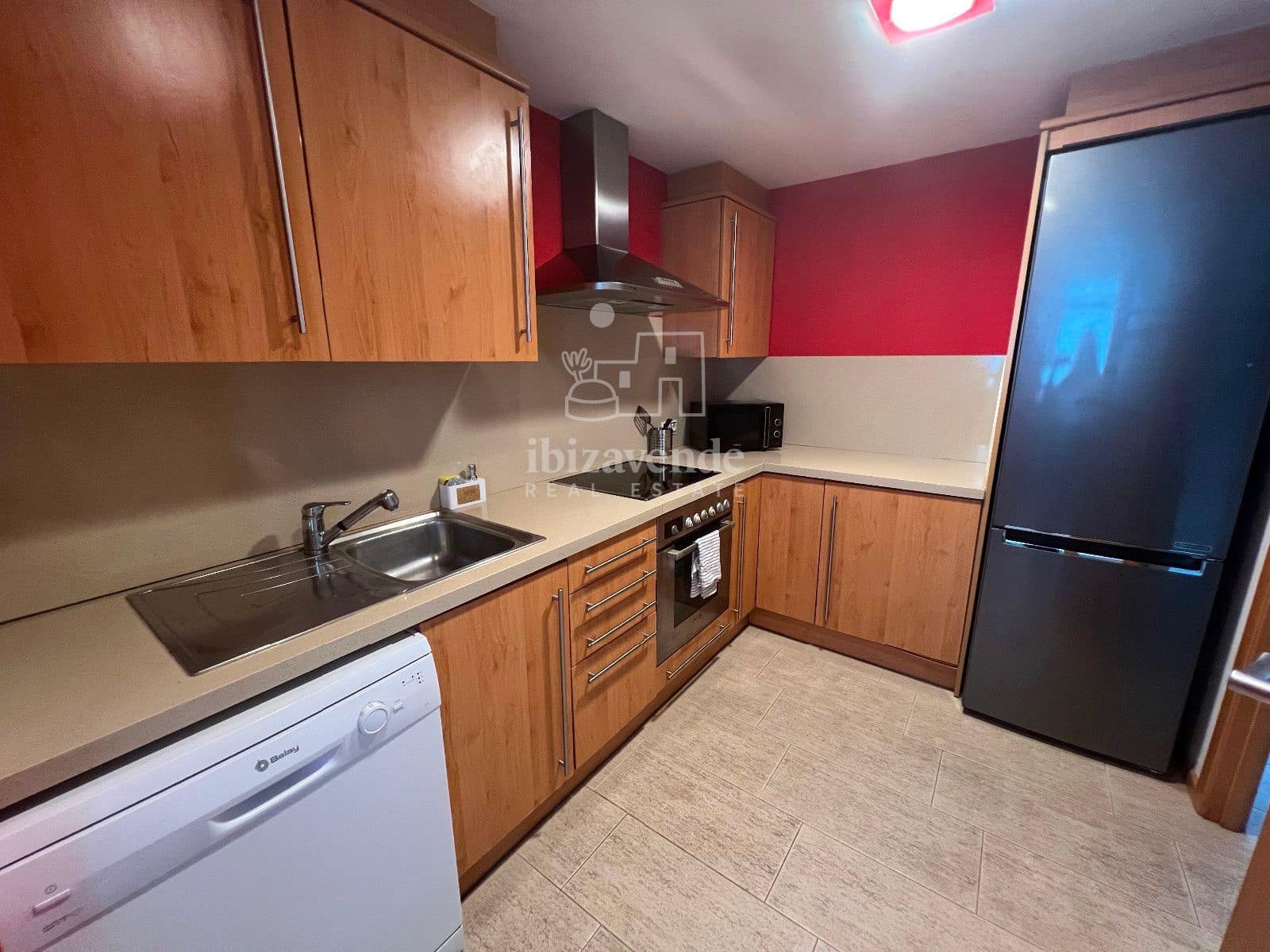 2 slaapkamer Flat te huur in Santa Eulalia / Santa Eularia met zwembad garage - € 4.000 (Ref: 9216150)