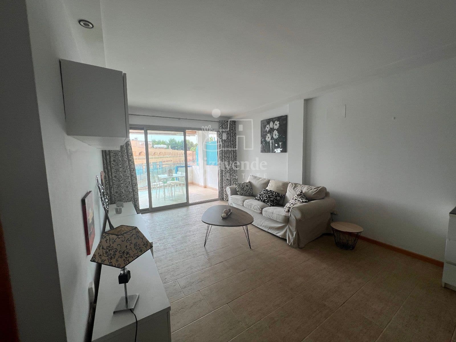 2 slaapkamer Flat te huur in Santa Eulalia / Santa Eularia met zwembad garage - € 4.000 (Ref: 9216150)