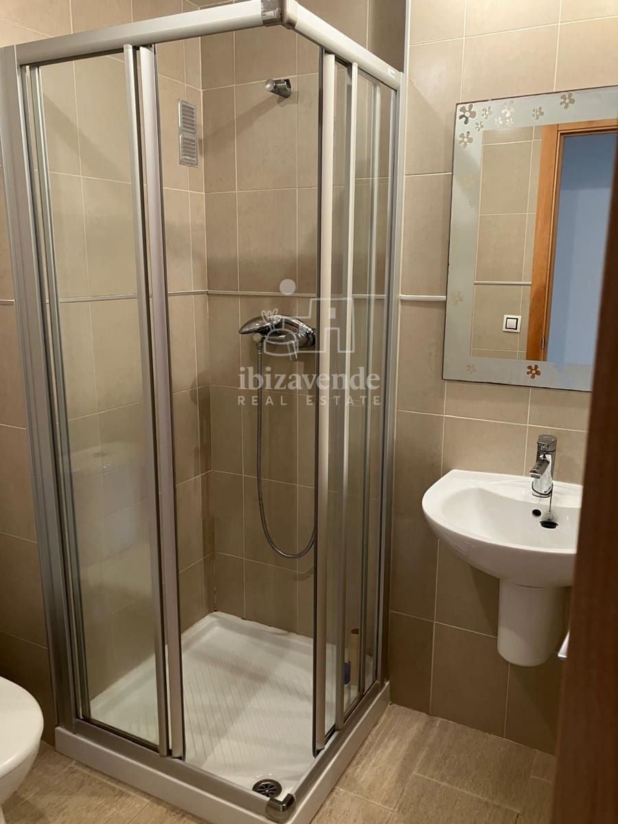 2 slaapkamer Flat te huur in Santa Eulalia / Santa Eularia met zwembad garage - € 4.000 (Ref: 9216150)