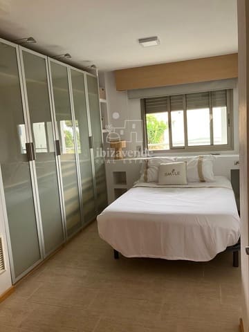 2 slaapkamer Flat te huur in Santa Eulalia / Santa Eularia met zwembad garage - € 4.000 (Ref: 9216150)