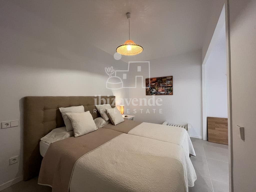 1 quarto Apartamento para arrendar em Ibiza / Eivissa cidade com piscina - 2 100 € (Ref: 9216846)