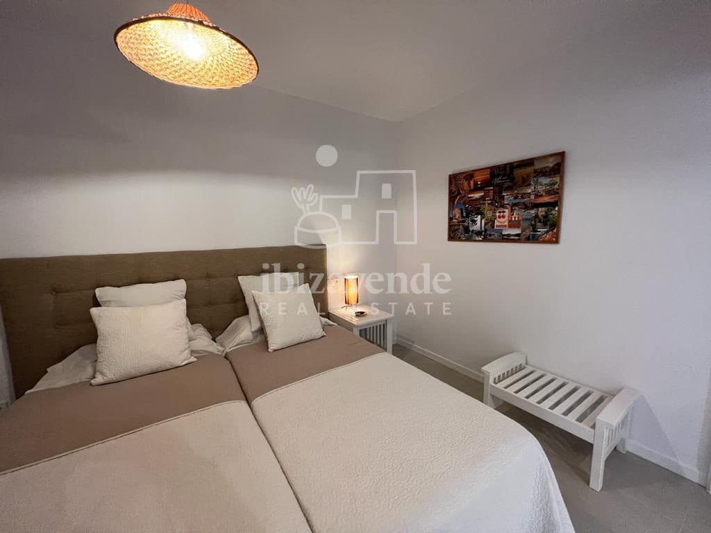 1 quarto Apartamento para arrendar em Ibiza / Eivissa cidade com piscina - 2 100 € (Ref: 9216846)
