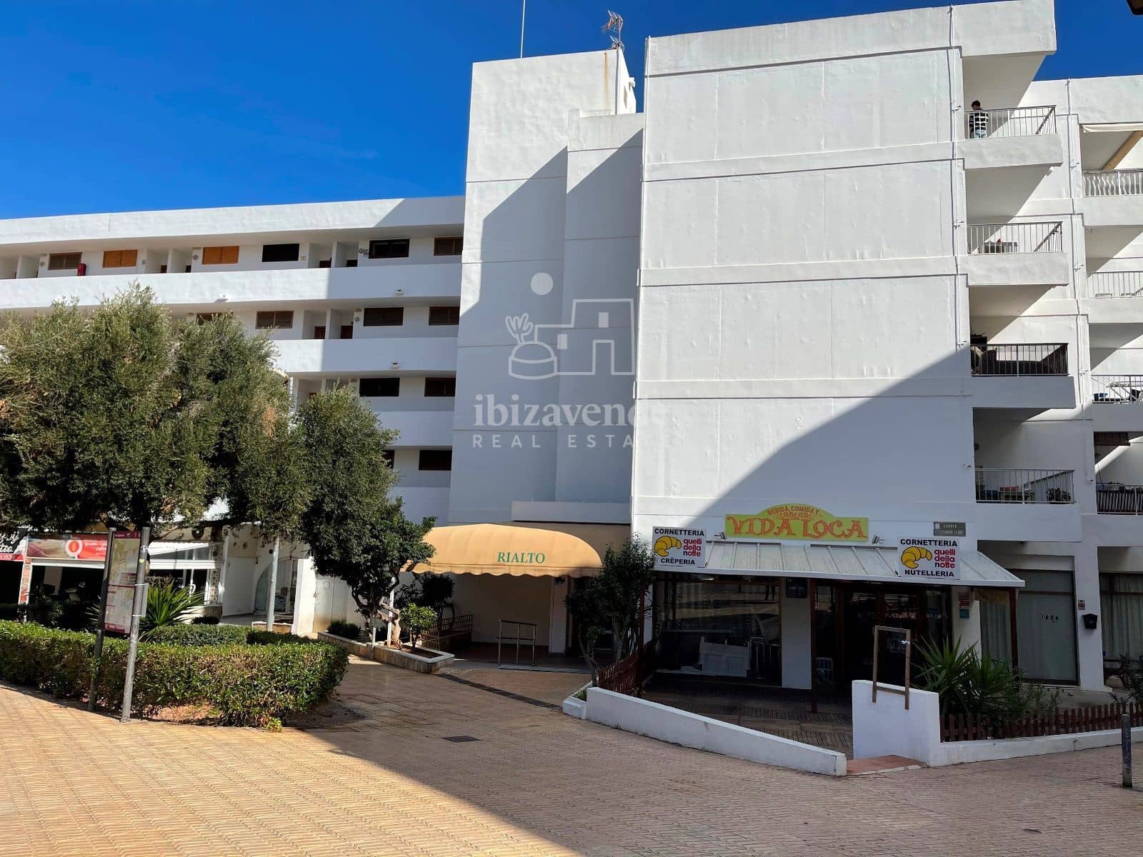 1 quarto Apartamento para arrendar em Ibiza / Eivissa cidade com piscina - 2 100 € (Ref: 9216846)