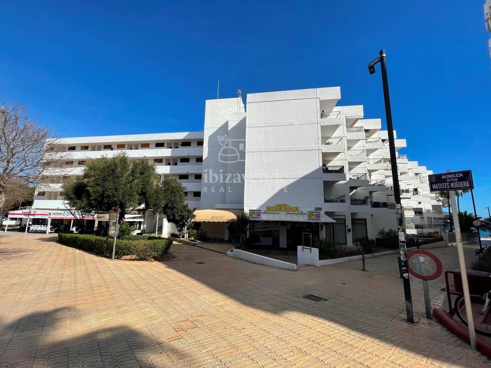 1 quarto Apartamento para arrendar em Ibiza / Eivissa cidade com piscina - 2 100 € (Ref: 9216846)